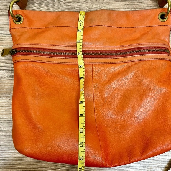 Fossil Vintage Orange Leather Large Crossbody Bag - Picture 4 of 10
